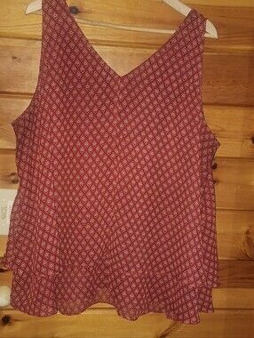 ✨️Lane Bryant Women's Rust-Red Printed V-Neck Sleeveless Top